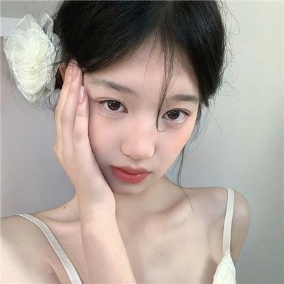 男人与婴儿